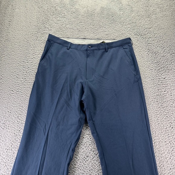 Greg Norman Chino Pants Mens 40x32 Blue Navy Polyester Stretch Straight Golf - Picture 2 of 9